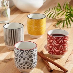 Colourful porcelain teacups (Set of 4)